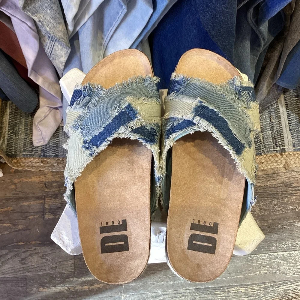 Dirty Laundry Blue Frayed Denim Platform Slide Sandals
